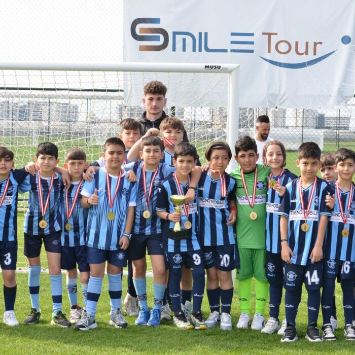 Gençlik Kupası Futbol Turnuvası Şampiyonu Beyşehir Demirspor
