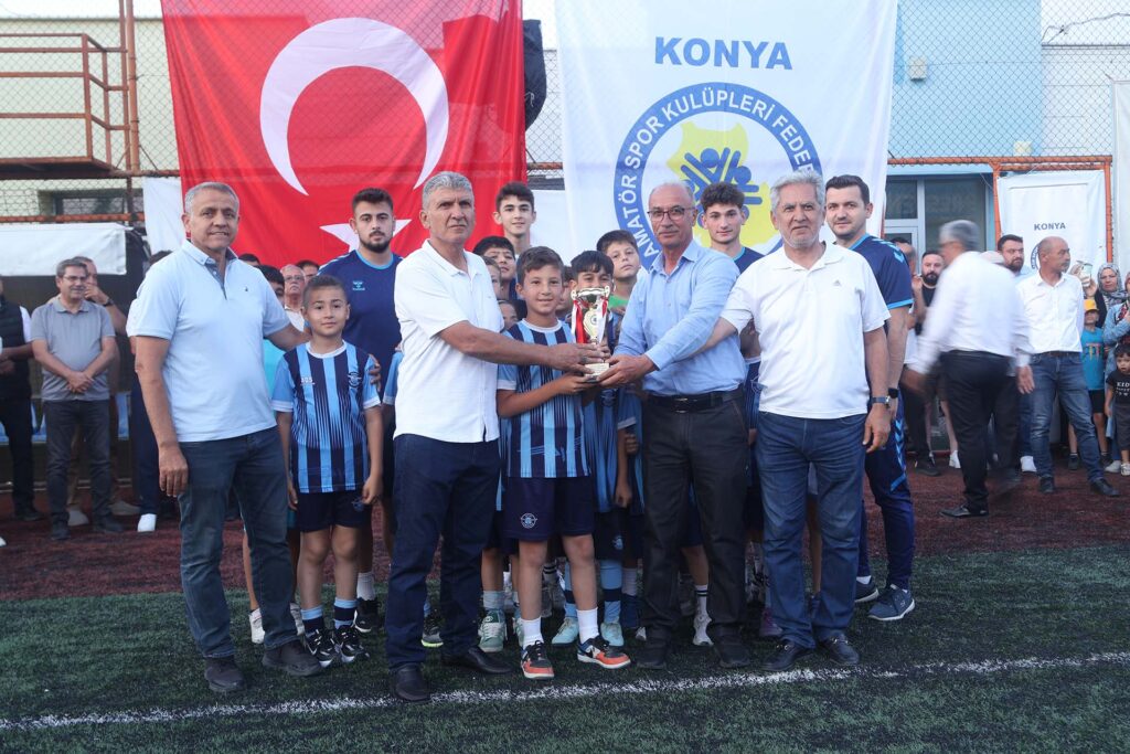 Beyşehir Demirspor'a Centilmenlik Kupası